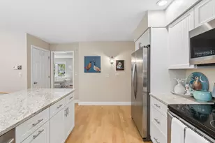 12 Lupine Ct, Yarmouth, ME 04096 - Photo 7
