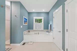 11 Ashwood Ln, Falmouth, ME 04105 - Photo 29