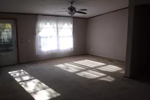36 Skyline Cir, Wells, ME 04090 - Photo 5