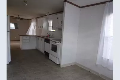 36 Skyline Circle, Wells, ME 04090 - Photo 3