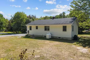 10 Littlefield Ln, Farmingdale, ME 04344 - Photo 3