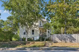 17 Park St, Bath, ME 04530 - Photo 3
