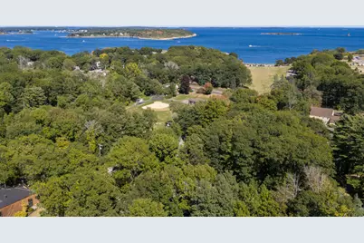 2 Robinhood Road, Cape Elizabeth, ME 04107 - Photo 9