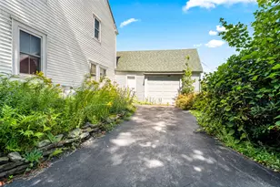 657 Weeks Mills Rd, New Sharon, ME 04955 - Photo 17