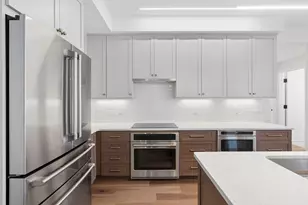 58 Cumberland Ave, Portland, ME 04101 - Photo 9