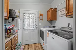 243 Bond St, Westbrook, ME 04092 - Photo 23