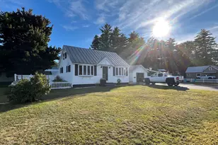 21 Myrtle St, Madison, ME 04950 - Photo 3