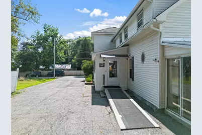 19 Spring Street, Clinton, ME 04927 - Photo 5