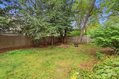 138 Davis Avenue, Auburn, ME 04210 - Photo 43