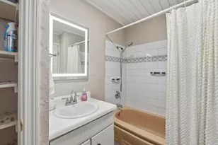 28 Seacliff Ave, Old Orchard Beach, ME 04064 - Photo 19