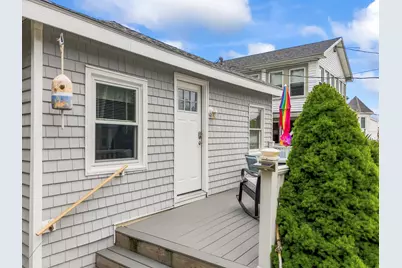 28 Seacliff Avenue, Old Orchard Beach, ME 04064 - Photo 3