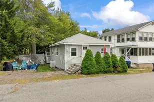 28 Seacliff Ave, Old Orchard Beach, ME 04064 - Photo 3