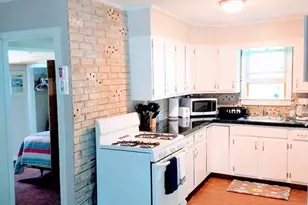 28 Seacliff Ave, Old Orchard Beach, ME 04064 - Photo 29