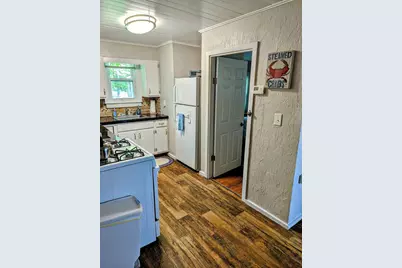 28 Seacliff Avenue, Old Orchard Beach, ME 04064 - Photo 29