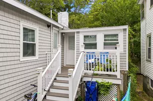 28 Seacliff Ave, Old Orchard Beach, ME 04064 - Photo 5