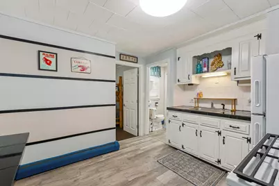 28 Seacliff Avenue, Old Orchard Beach, ME 04064 - Photo 9