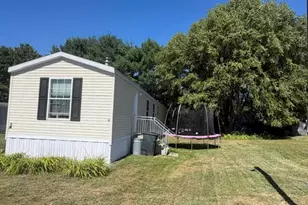 13 Dunlop Ave, Mechanic Falls, ME 04256 - Photo 5