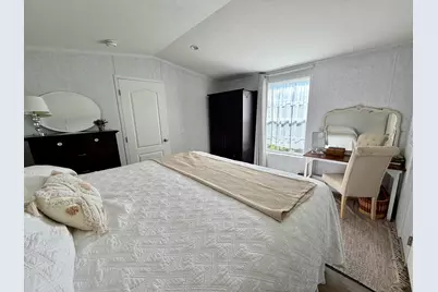 13 Dunlop Avenue, Mechanic Falls, ME 04256 - Photo 17