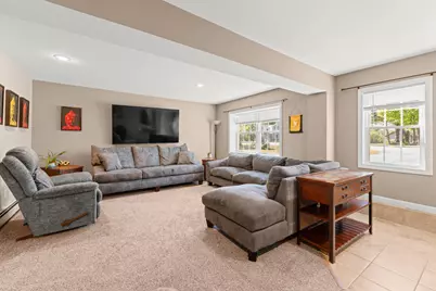 38 Back Street, Monmouth, ME 04265 - Photo 5