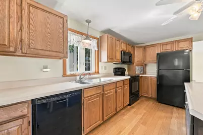 16 Colonial Avenue, South Portland, ME 04106 - Photo 21