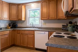 102 Merrymeeting Rd, Brunswick, ME 04011 - Photo 5