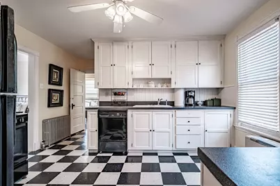 35 Clinton Street, Portland, ME 04103 - Photo 15