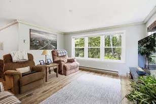 51 Woodland Rd, Cape Elizabeth, ME 04107 - Photo 5