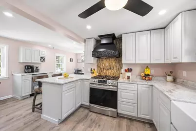 73 Bonnybank Terrace, South Portland, ME 04106 - Photo 9
