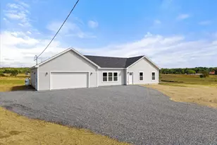 375 Pushaw Rd, Bangor, ME 04401 - Photo 1