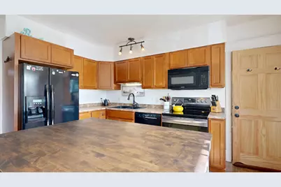 401 College Street, Lewiston, ME 04240 - Photo 9