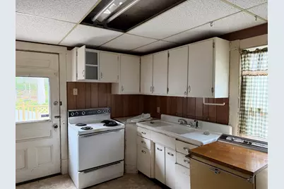 202 Penobscot Avenue, Millinocket, ME 04462 - Photo 13