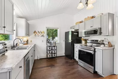 977 Main Street, Waterboro, ME 04087 - Photo 17