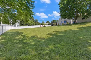 31 Dill St, Lewiston, ME 04240 - Photo 21