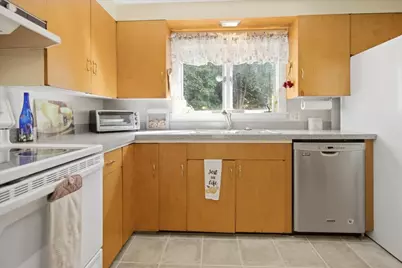 249 Grove Street, Lewiston, ME 04240 - Photo 19