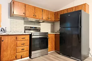 7 Pleasant St, Mexico, ME 04257 - Photo 21