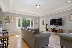 99 Washburn Ave, Portland, ME 04102 - Photo 9