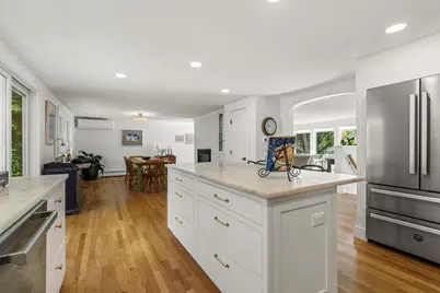 56 Carroll Street, Falmouth, ME 04105 - Photo 13