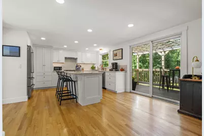 56 Carroll Street, Falmouth, ME 04105 - Photo 9