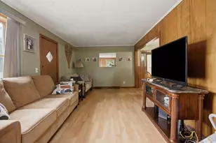 37 Buckley St, Lewiston, ME 04240 - Photo 13