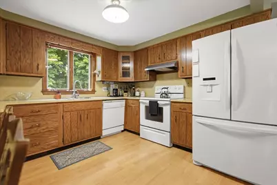 37 Buckley Street, Lewiston, ME 04240 - Photo 9