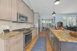 28 Beacon Dr, Brunswick, ME 04011 - Photo 7