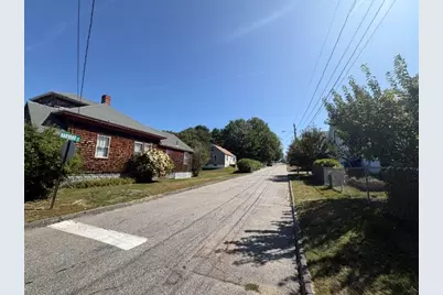 137 May Street, Biddeford, ME 04005 - Photo 23