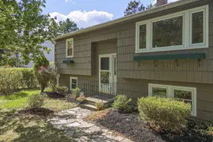 19 Ellen Cir, Yarmouth, ME 04096 - Photo 7