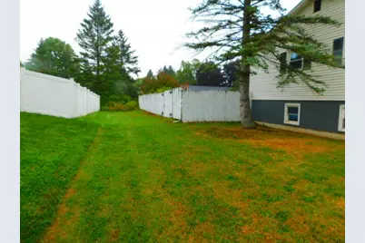 22 Mountainview Drive, Lincoln, ME 04444 - Photo 3