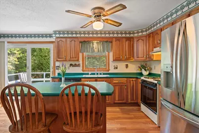 1057 Sunset Avenue, Glenburn, ME 04401 - Photo 17
