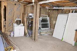165 Middle St, Farmington, ME 04938 - Photo 21