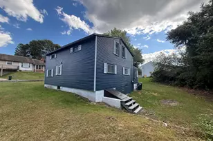 9 Dearborn Ave, Biddeford, ME 04005 - Photo 5