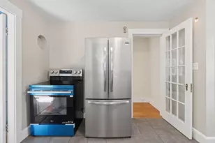 26 Motley St, Portland, ME 04102 - Photo 17