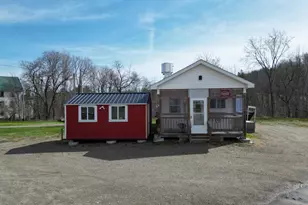 7 Park St, Springfield, ME 04487 - Photo 1