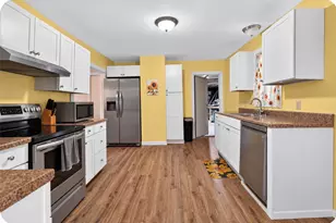 26 Island Ave, Orono, ME 04473 - Photo 5